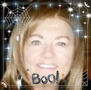 Meet your Posher, Becky